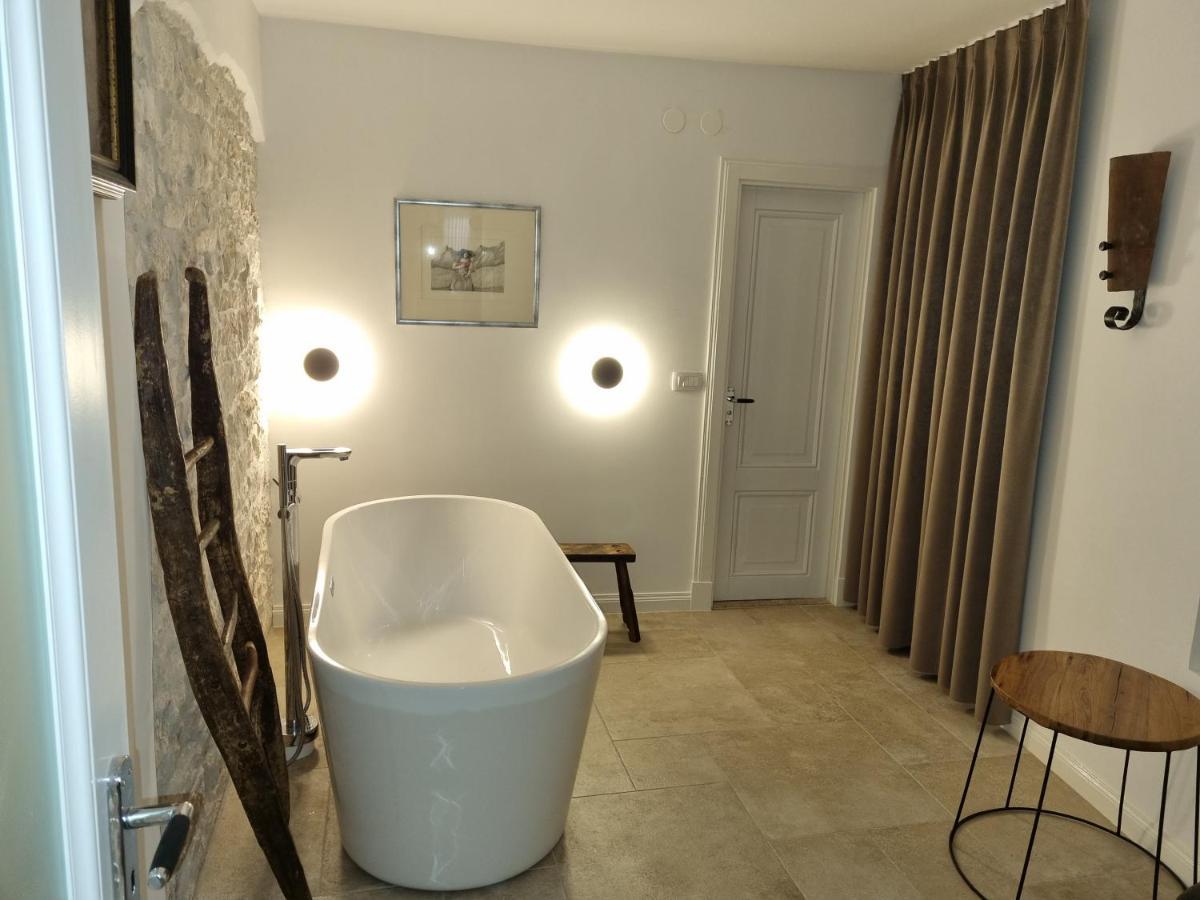 Apartmani Ulika Bale Esterno foto