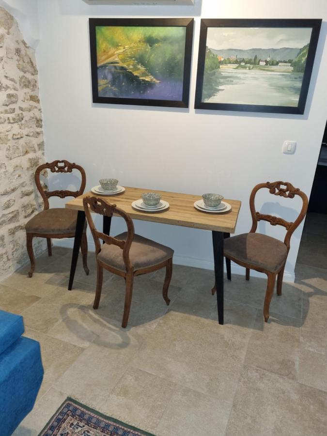 Apartmani Ulika Bale Esterno foto