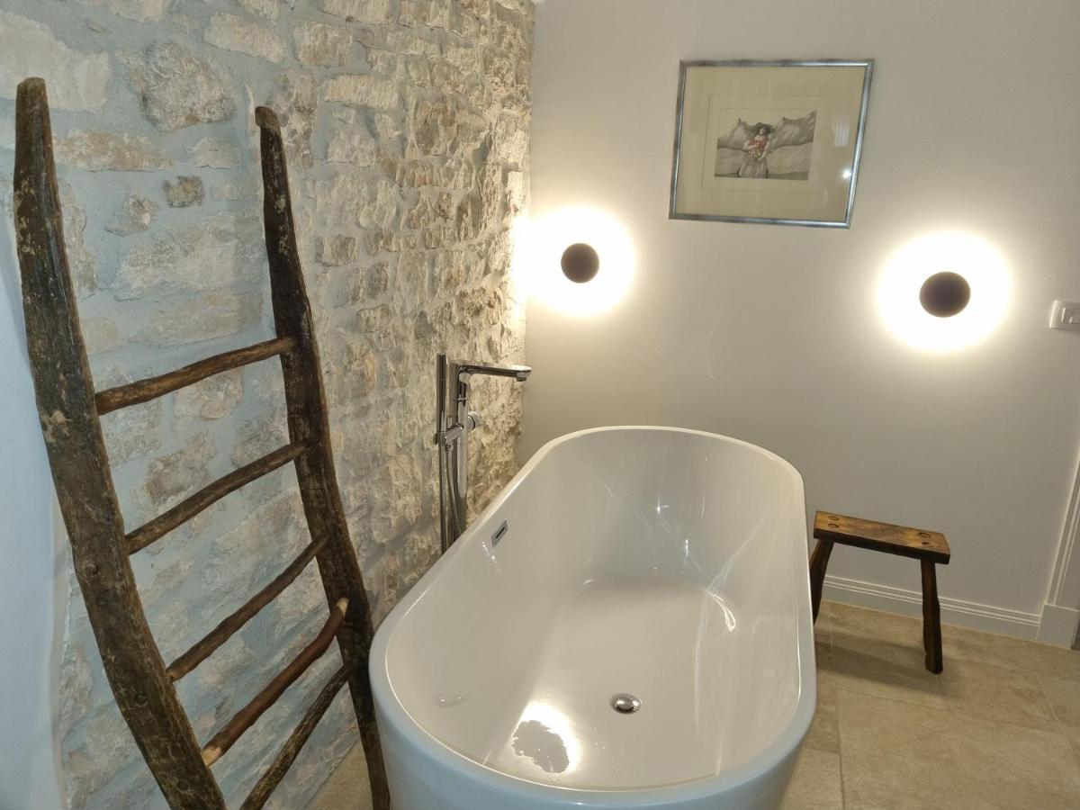 Apartmani Ulika Bale Esterno foto