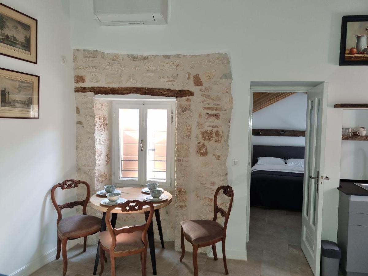Apartmani Ulika Bale Esterno foto